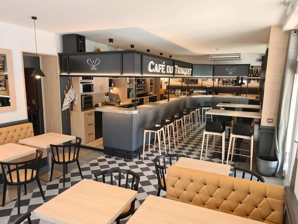 קמבו-לה-באן Hotel-Cafe Du Trinquet מראה חיצוני תמונה
